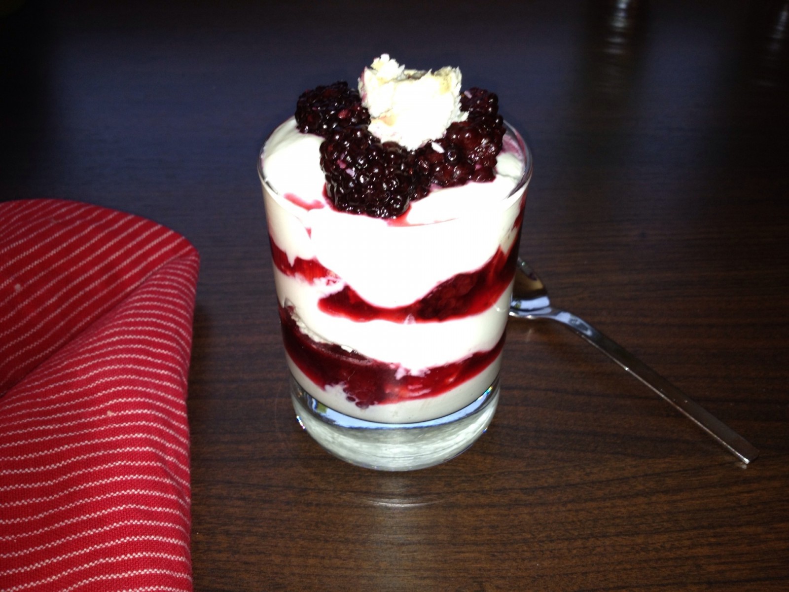 Brombeeren Quark Nachspeise › puzich.com